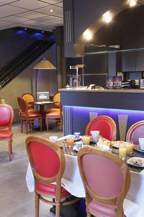 Adonis Marseille Vieux Port – Hôtel du Palais, Marseille