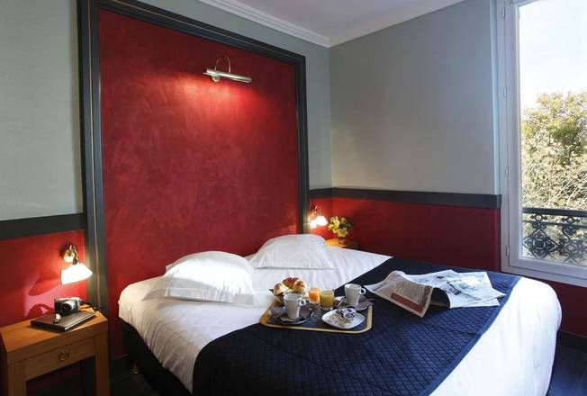 Adonis Marseille Vieux Port – Hôtel du Palais, Marseille