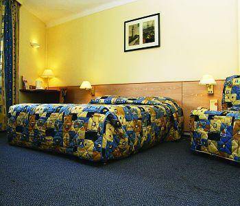 Kyriad Marseille Centre Castellane, Marseille