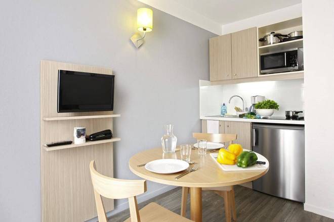 Aparthotel Adagio Access Marseille Prado P&eacute;rier, Marseille