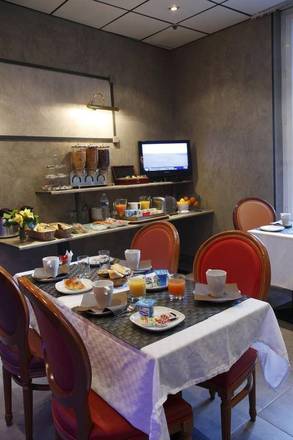 Adonis Marseille Vieux Port – Hôtel du Palais, Marseille