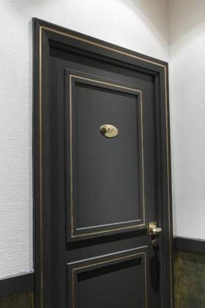 Adonis Marseille Vieux Port – Hôtel du Palais, Marseille